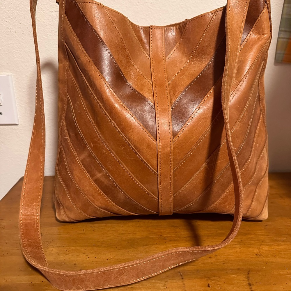 Raven + Lily Brown Crossbody Bag